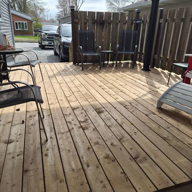 Deck, dark siding — Coghill Construction & Renovations